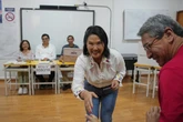 3 minuti faIn Perù tutto ruota intorno ai FujimoriPrima con Alberto e ora con la figlia Keiko, la famiglia di origini giapponesi domina la vita politica e divide il paese dal 1990