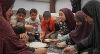 Da due mesi Israele blocca completamente l’entrata di cibo e medicine a GazaLe scorte sono quasi esaurite e anche le cucine comunitarie gestite dall'ONU potrebbero chiudere entro due settimane