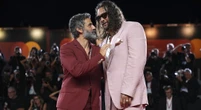 4 minuti faLe foto di mercoledì a VeneziaIl giorno di "Duse" e di "The voice of Hind Rajab", tra i film in gara, e di "In the Hand of Dante" con Oscar Isaac e Jason Momoa, fuori concorso