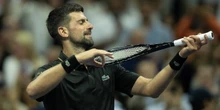 1 minuto faNovak Djokovic è di nuovo il terzo incomodoAveva iniziato quando gli altri due erano Federer e Nadal e ora, dopo anni da migliore al mondo, i nuovi altri due sono Sinner e Alcaraz