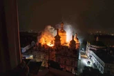 pochi secondi faLa cattedrale della Dormizione di Kiev è stata colpita da un attacco russo con missili e droni