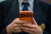 3 minuti faAnche il Regno Unito vieterà i social ai minori di 16 anniLo ha annunciato il primo ministro Keir Starmer: si aggiunge a molti altri paesi che lo hanno fatto o vogliono farlo