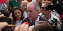 5 minuti faLuca Zaia minaccia di diventare un «problema» per la destra in VenetoLa coalizione gli ha vietato di presentare una lista col suo nome alle elezioni regionali: lui non l'ha presa bene