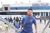 3 minuti faLionel Messi in Missouri, Lamine Yamal a ChattanoogaPosti inusuali ospitano calciatori fortissimi durante questi Mondiali; in Kansas si fa il tifo per l'Algeria