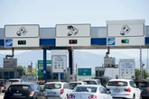4 minuti faIl buco nei pedaggi autostradali in Sicilia è stato scoperto con un vecchio truccoÈ bastato che la procura dicesse ai casellanti sotto accusa che erano indagati, poi loro hanno fatto il resto