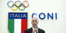 Le elezioni presidenziali del CONI, una cosa tra maschi attempatiCi sono 8 candidati per sostituire Giovanni Malagò, che gli somigliano almeno per un paio di motivi