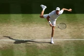 1 minuto faJannik Sinner è in finale a Wimbledon, di nuovoHa battuto in tre set Novak Djokovic e domenica giocherà, da campione in carica, contro Alexander Zverev