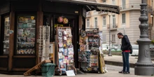 3 minuti faI giornali che ricevono i contributi pubblici (prima rata del 2024)Il governo ha pubblicato la lista delle testate a cui darà il finanziamento: più o meno sempre le stesse, sulla base di criteri in parte discutibili
