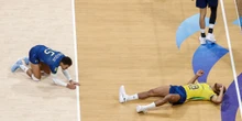 pochi secondi faLe tante sorprese ai Mondiali maschili di pallavoloNella fase a gironi sono state eliminate alcune delle migliori squadre del torneo; ma non l'Italia, che agli ottavi giocherà contro l'Argentina