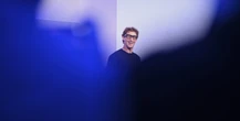 pochi secondi faLa visione dietro i nuovi occhiali di MetaI Meta Ray-Ban Display sono i primi con uno schermo nella lente e una nuova scusa per provare a dare un senso al metaverso