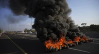 pochi secondi faLo sciopero generale in Israele organizzato dalle famiglie degli ostaggiPer chiedere la fine della guerra, mentre l’esercito continua a bombardare il nord di Gaza