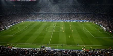 4 minuti faButtala fuori e pressa altoIl Paris Saint-Germain ha reso di moda un nuovo calcio d'inizio che si ispira al rugby e mostra qual è la cosa più importante nel calcio di oggi: lo spazio