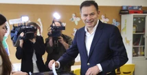 Alle parlamentari in Portogallo gli exit poll danno primo il centrodestraCioè lo schieramento del primo ministro uscente Luís Montenegro: Socialisti ed estrema destra se la giocano per il secondo posto