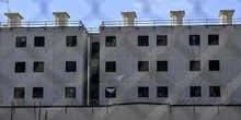 C’è un carcere in Italia dove i bambini vanno più volentieri a visitare i padri detenutiÈ quello di Marassi, a Genova, in cui ci sono spazi colorati per giocare e professionisti che assistono le famiglie divise
