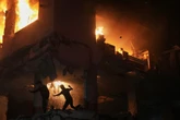 2 minuti faIsraele ha ucciso 7 persone a Gaza in un attacco contro il capo militare di Hamas, che non si sa se sia sopravvissuto