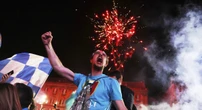 Le foto dei festeggiamenti per lo Scudetto del NapoliIl quarto della sua storia, celebrato allo stadio Maradona e ovunque in città