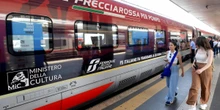 3 minuti faUn incendio ha causato grossi ritardi sulla linea dei treni ad alta velocità tra Roma e Firenze