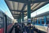 5 minuti faL’autostrada A14 e la linea ferroviaria sulla costa adriatica sono state chiuse in Molise a causa di una frana
