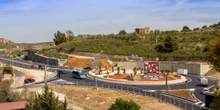 2 minuti faUna strada inaugurata sei volte in sedici anniIl primo tratto della SS 640, che collega Agrigento e Caltanissetta ma è importante per la viabilità di tutta la Sicilia, lo inaugurò Angelino Alfano