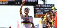 pochi secondi faTadej Pogačar ha vinto la 12ª tappa del Tour de France con oltre due minuti di vantaggio su Jonas Vingegaard, secondo al traguardo