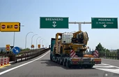 1 minuto faÈ iniziata la chiusura dell’autostrada del Brennero, da Vipiteno fino in Austria