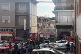 1 minuto faTre persone sono morte nel crollo di una palazzina a Porto Sant’Elpidio, nelle Marche