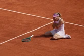 pochi secondi faMirra Andreeva ha vinto il Roland GarrosBattendo in finale la sorpresa del torneo Maja Chwalińska: è il suo primo grande trofeo, a soli 19 anni
