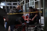 pochi secondi faUna bomba è esplosa in un caffè nel centro di Damasco, in Siria, uccidendo almeno sei persone
