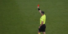 5 minuti faLa Federazione calcistica turca ha scoperto che molti arbitri professionisti scommettevano sulle partite