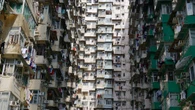 1 minuto faHong Kong vuole migliorare i suoi minuscoli appartamentiUna nuova legge impone che siano grandi almeno 8 metri quadrati, con un bagno chiuso e una finestra: ma non si applica a tutti i casi