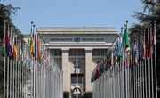 1 minuto faUn posto in cui i tagli di Trump all’ONU si stanno sentendo parecchioA Ginevra, sede di moltissime organizzazioni internazionali, migliaia di persone si sono ritrovate senza lavoro o sono state trasferite