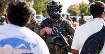 1 minuto faTrump ha autorizzato l’invio della Guardia Nazionale anche a Chicago