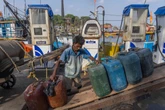 4 minuti faPer l’India è di nuovo tempo di sacrificiLi ha imposti il primo ministro Narendra Modi a causa della crisi energetica: riguardano i carburanti, gli acquisti di gioielli, i viaggi e l'agricoltura