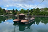 2 minuti faC’è traffico, meglio prendere questo traghetto di cinquecento anni faPer superare il fiume Adda alcuni pendolari lombardi hanno riscoperto un'antica invenzione attribuita a Leonardo da Vinci