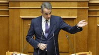 2 minuti faIn Grecia è stata approvata una discussa riforma del lavoro, che permette turni lavorativi fino a 13 ore al giorno nel privato
