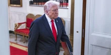 1 minuto faTrump ha autorizzato la CIA a fare operazioni segrete in VenezuelaNon si sa esattamente di che tipo, ma è chiaro l'obiettivo: mettere ulteriore pressione sul regime di Nicolás Maduro