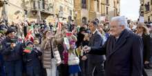 L’anno di Agrigento da capitale della cultura non è partito benissimoFino a pochi giorni fa pioveva in un teatro, c'erano refusi sui cartelli stradali e strade piene di buche: le cose sono state sistemate giusto in tempo per l'arrivo di Sergio Mattarella