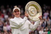 2 minuti faLa tennista ceca Marketa Vondrousova, che vinse Wimbledon nel 2023, è stata sospesa quattro anni per aver rifiutato un test antidoping