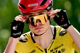 4 minuti faJonas Vingegaard sta facendo il Giro d’Italia a risparmio energetico?Era il grande favorito e continua a esserlo, però in modo meno travolgente del previsto: fa parte di un piano, forse