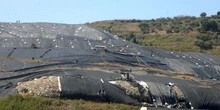 pochi secondi faLa Sicilia ha messo 20 milioni di euro per spedire i rifiuti all’estero, ma non bastanoCoprono solo sei mesi e non risolvono i problemi legati alla mancanza di impianti e discariche