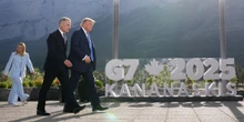 Donald Trump ha lasciato con un giorno d’anticipo il G7Per occuparsi dei bombardamenti in corso tra Israele e Iran, ha fatto sapere