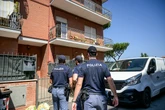 4 minuti faIl sospettato del triplice omicidio di Roma non è ancora stato trovatoÈ bangladese come la famiglia che avrebbe tentato di sterminare, ha 43 anni e si chiama Shahadat Hossain