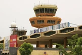 2 minuti faCi sono stati spari ed esplosioni all’aeroporto di Niamey, in Niger