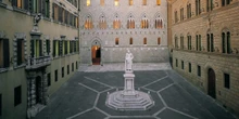 4 minuti faPerché MPS che compra Mediobanca è la notizia economica dell’annoIn pochi pensavano fosse possibile, invece si sono allineati gli interessi del governo e di due importanti famiglie industriali italiane