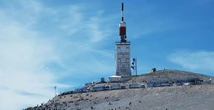 pochi secondi faIl Mont Ventoux da Petrarca a PogačarPassando per Roland Barthes e Marco Pantani, Victor Hugo e Chris Froome: breve storia (e geografia) dell’arrivo di martedì al Tour de France