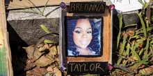 4 minuti faUn ex poliziotto statunitense è stato condannato a tre anni di prigione nel processo per l’omicidio di Breonna Taylor nel 2020