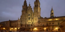 La Corte Suprema spagnola ha ordinato ai discendenti di Francisco Franco di restituire due statue medievali regalate alla moglie del dittatore