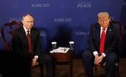 3 minuti faPer Putin l’ultimo incontro con Trump è andato peggio di come si pensavaSecondo il Financial Times a Ferragosto Trump avrebbe minacciato di andarsene, esasperato dall’inamovibilità di Putin sui negoziati per l’Ucraina