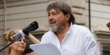 3 minuti faDue auto di proprietà del giornalista Sigfrido Ranucci sono state distrutte da un’esplosione