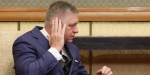pochi secondi faIl Partito Socialista Europeo ha espulso il partito populista di sinistra del primo ministro slovacco Robert Fico